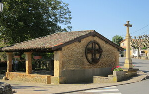 St Romain de Popey par Alix 77,8 km